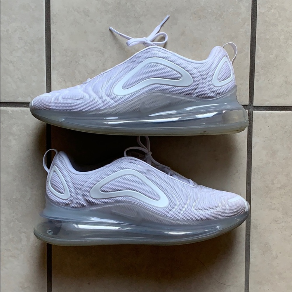 white nike air max 720